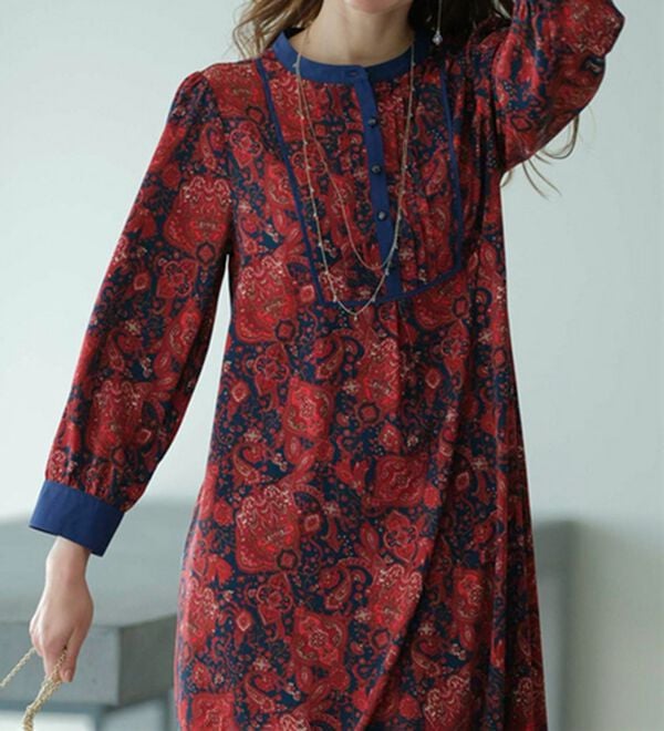 BELLUNA（ベルーナ）の「ビンテージ柄ピンタック使いワンピース（その他ワンピース）」｜詳細画像