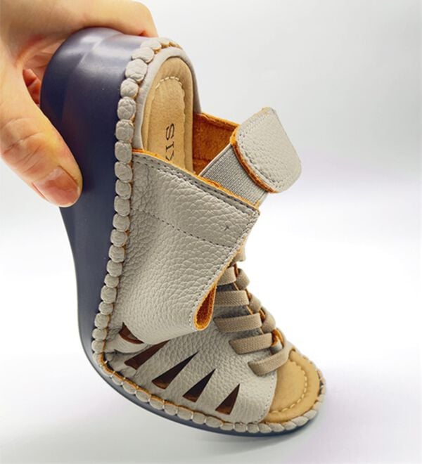 BELLUNA（ベルーナ）の「めちゃ柔らか幅広バックバンドサンダル（サンダル・ミュール）」｜詳細画像