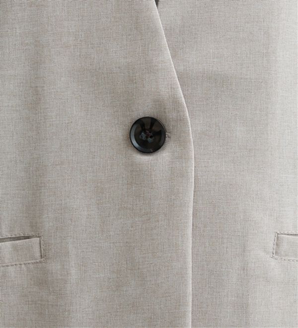 BELLUNA（ベルーナ）の「ノーカラーデザインジレ（ベスト）」｜詳細画像