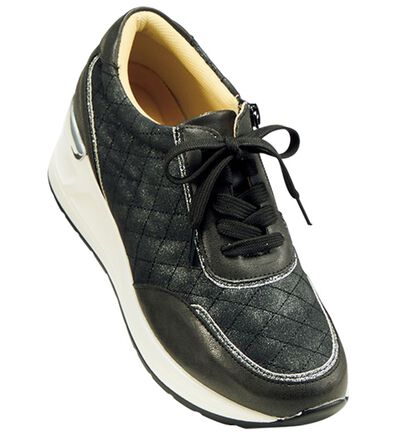 BELLUNA（ベルーナ）の「４Ｅ厚底キルティング風スニーカー（スニーカー）」