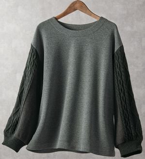 BELLUNA（ベルーナ）の「ケーブルニット使い裏起毛トレーナー（トレーナー・スウェット）」｜詳細画像