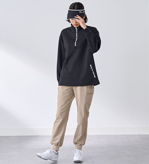 BELLUNA（ベルーナ）の「吸水速乾！ジッパーロゴプルオーバー（カットソー）」｜詳細画像