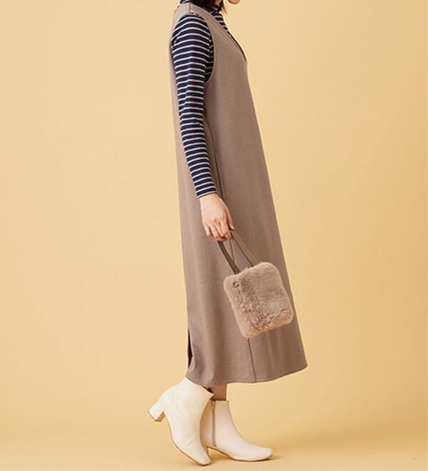 BELLUNA（ベルーナ）の「【選べる衿】肌に優しい綿１００％暖か発熱素材プルオーバー＜ベルホット　コットン＞（カットソー）」｜詳細画像