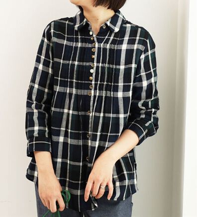 BELLUNA（ベルーナ）の「ダブルガーゼ素材オーバーブラウス（ブラウス）」