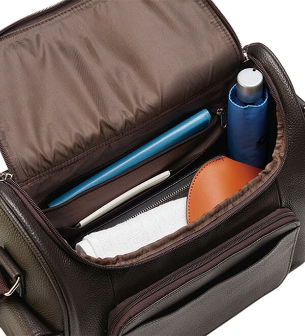 「軽量牛革使いの散策バッグ（メンズショルダーバッグ）」｜詳細画像