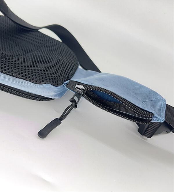 BELLUNA（ベルーナ）の「必要な物だけ収納ウエストボディバッグ（リュック）」｜詳細画像