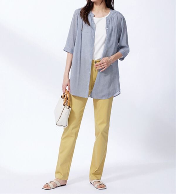 BELLUNA（ベルーナ）の「スラブ素材スキッパーデザインシャツチュニック（チュニック）」｜詳細画像