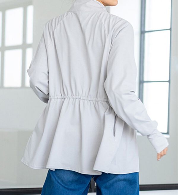 BELLUNA（ベルーナ）の「ギャザー切替ラッシュガードＵＶ対策ジャケット（パーカー）」｜詳細画像