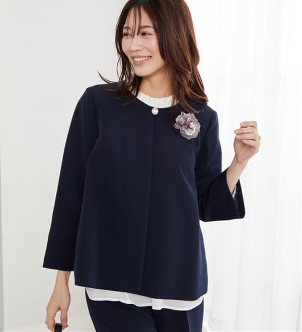 BELLUNA（ベルーナ）の「＜セレモニースタイル＞パール付袖フレアージャケット（その他ジャケット）」｜ネイビー