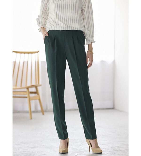 BELLUNA（ベルーナ）の「すっきり見えタックテーパードパンツ（フルレングスパンツ）」｜詳細画像