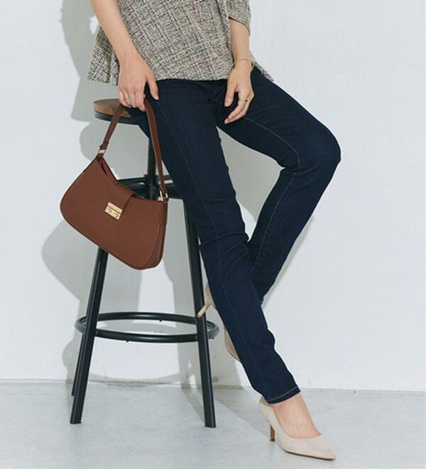 Pierrot（ピエロ）の「【ＸＳ～４Ｌ】ストレッチスキニーデニムパンツ（フルレングスパンツ）」｜詳細画像