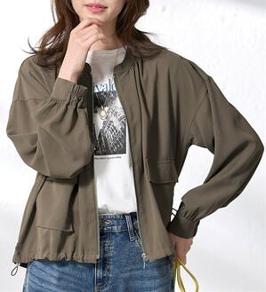 BELLUNA（ベルーナ）の「とろみ素材ポケットデザインブルゾン（ブルゾン）」｜詳細画像