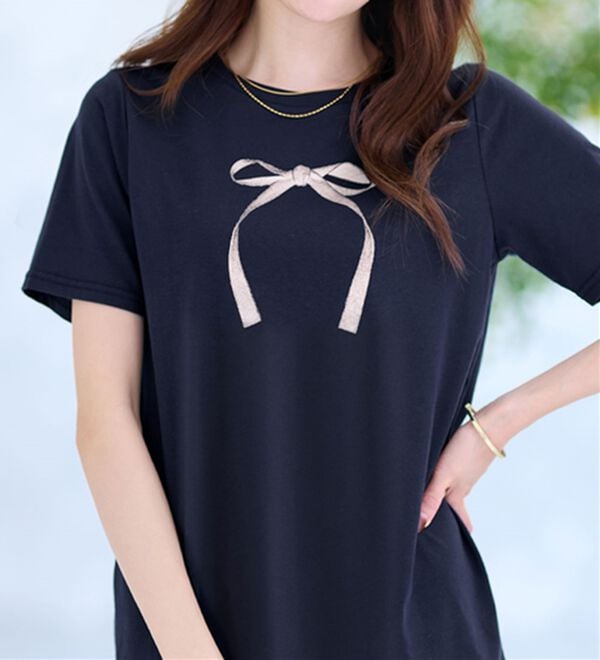 alotta（アロッタ）の「大人かわいいプリント綿混Ｔシャツ（Tシャツ）」｜詳細画像