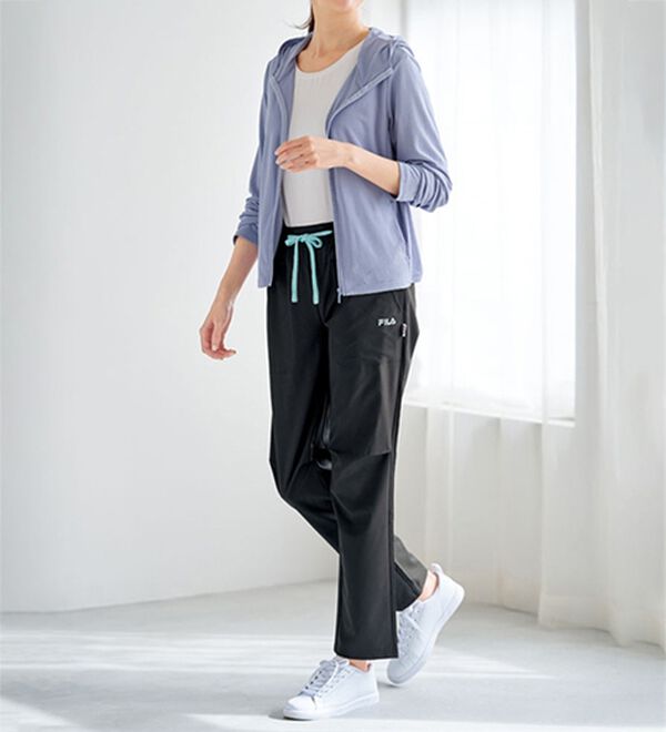 BELLUNA（ベルーナ）の「【２本組】＜ＦＩＬＡ＞ヒンヤリ！はっ水ストレッチパンツ（フルレングスパンツ）」｜詳細画像