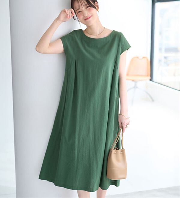 Viola e Viola（ヴィオラ エ ヴィオラ）の「【選べる２丈】綿１００％タック使いワンピース＜Ｓ～４Ｌ＞（チュニックワンピース）」｜グリーン