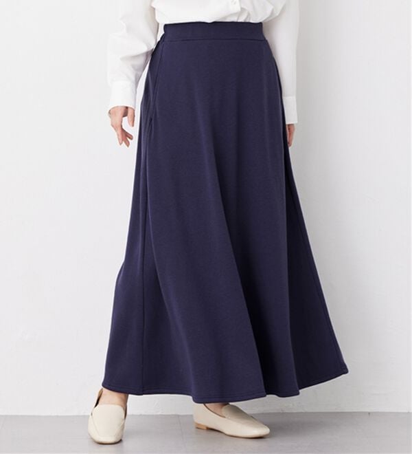 Viola e Viola（ヴィオラ エ ヴィオラ）の「【蓄熱保温】裏ファーフレアースカート（選べる！２丈）（ロングスカート）」｜グレイッシュパープル