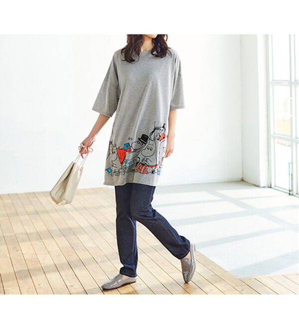 BELLUNA（ベルーナ）の「ムーミンプリントビックＴシャツ（Tシャツ）」｜詳細画像