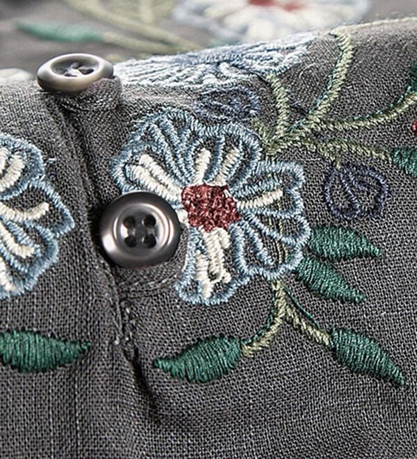 BELLUNA（ベルーナ）の「綿１００％スラブ調刺しゅう使いチュニック（チュニック）」｜詳細画像