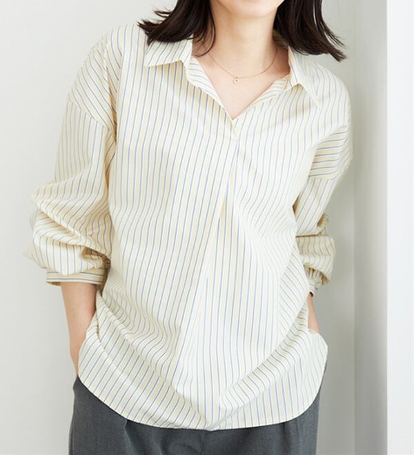 BELLUNA（ベルーナ）の「袖タックデザインスキッパーシャツ（シャツ）」｜詳細画像