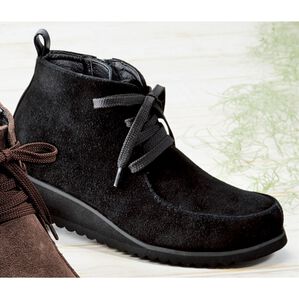 BELLUNA（ベルーナ）の「４Ｅ牛革スエードワラビー風シューズ（ブーツ）」｜黒