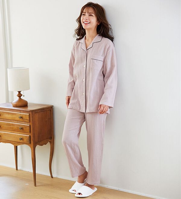 ホテル仕立て5つ星綿100％ダブルガーゼ長袖パジャマ - ベルーナ