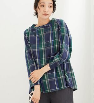 BELLUNA（ベルーナ）の「チェック柄フレアーシルエットブラウス（ブラウス）」｜グリーン系チェック
