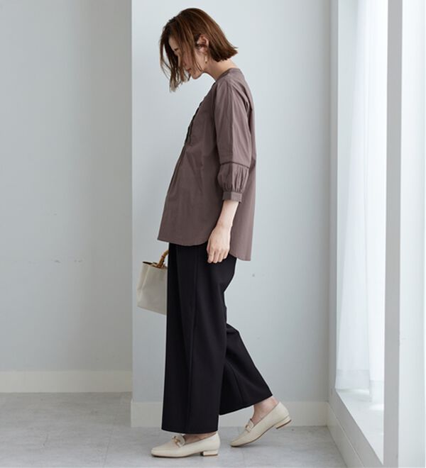 BELLUNA（ベルーナ）の「レース&times;ピンタック使いシャツチュニック（チュニック）」｜詳細画像