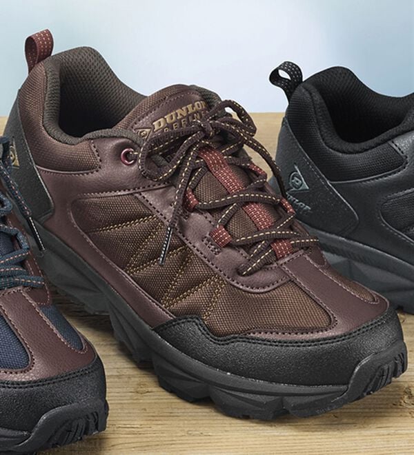 「＜ダンロップ・リファインド＞履きやすい！はっ水トラディションシューズ（メンズスニーカー）」｜ダークブラウン